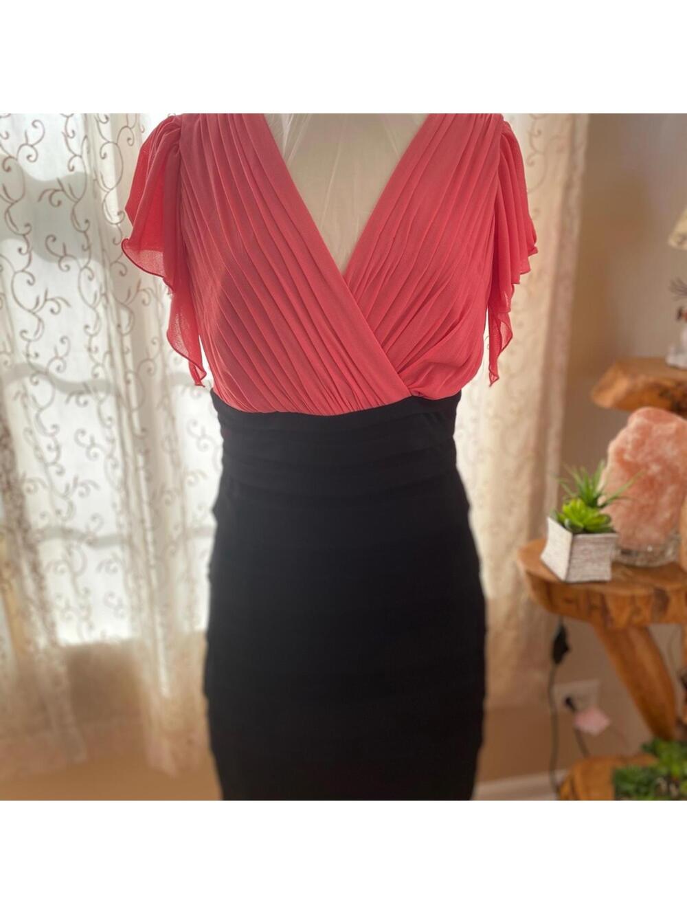 Melrose Elegant Pink and Black Pleated Dress Size 12